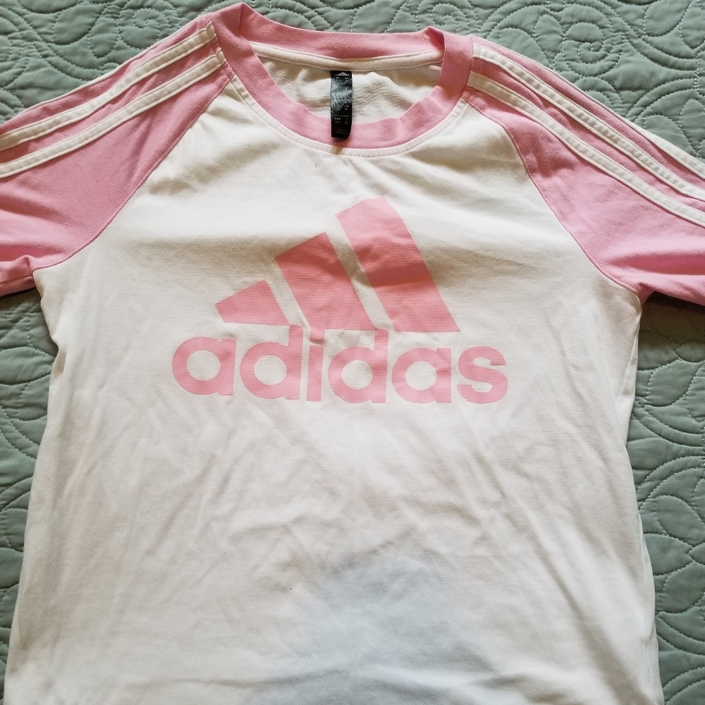 Girls- kids Adidas shirt- small- very good condition.